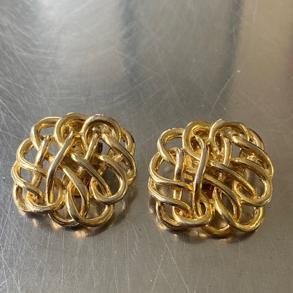 Jewelry - Bluette Vintage Made In France Woven Gold Tone Shoe Clips